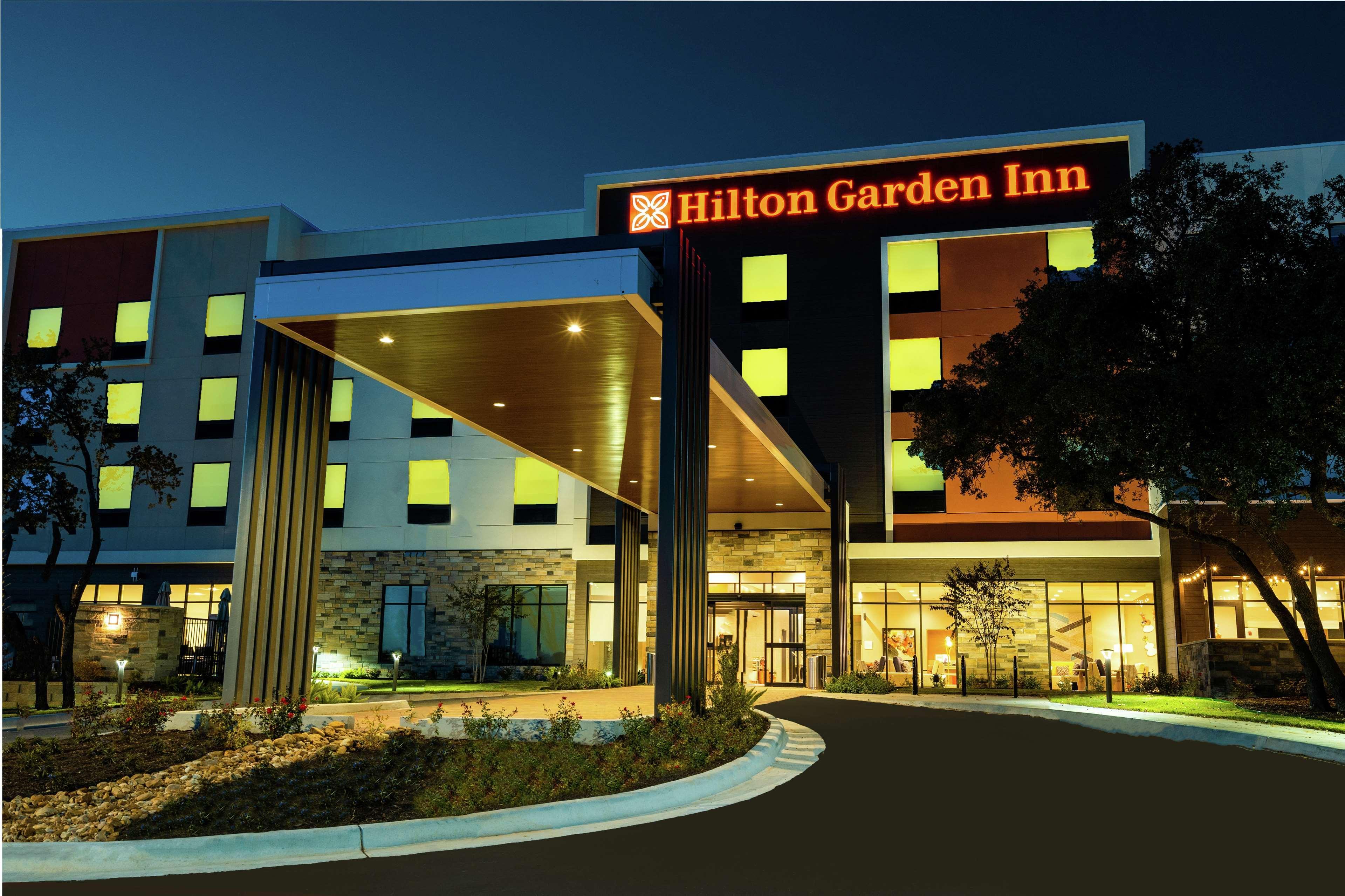 Hilton Garden Inn Cedar Park Austin Exterior photo