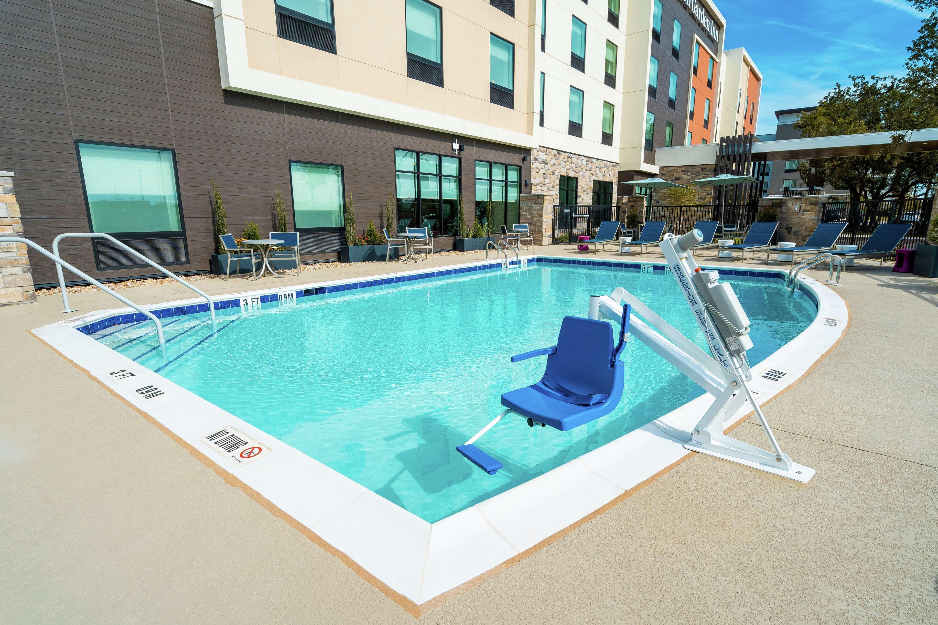 Hilton Garden Inn Cedar Park Austin Exterior photo